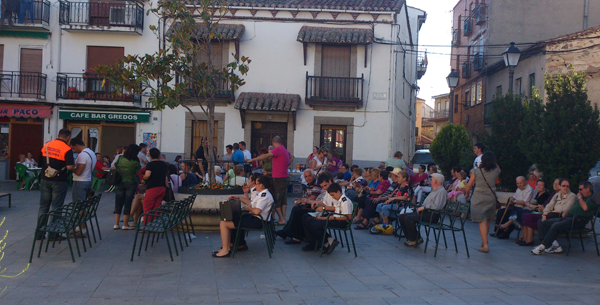 bocata solidario en navaluenga bocata solidario