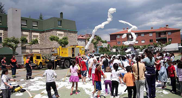 simulacro en el CEIP Las Rubieras en Navaluenga simulacro en el CEIP Las Rubieras